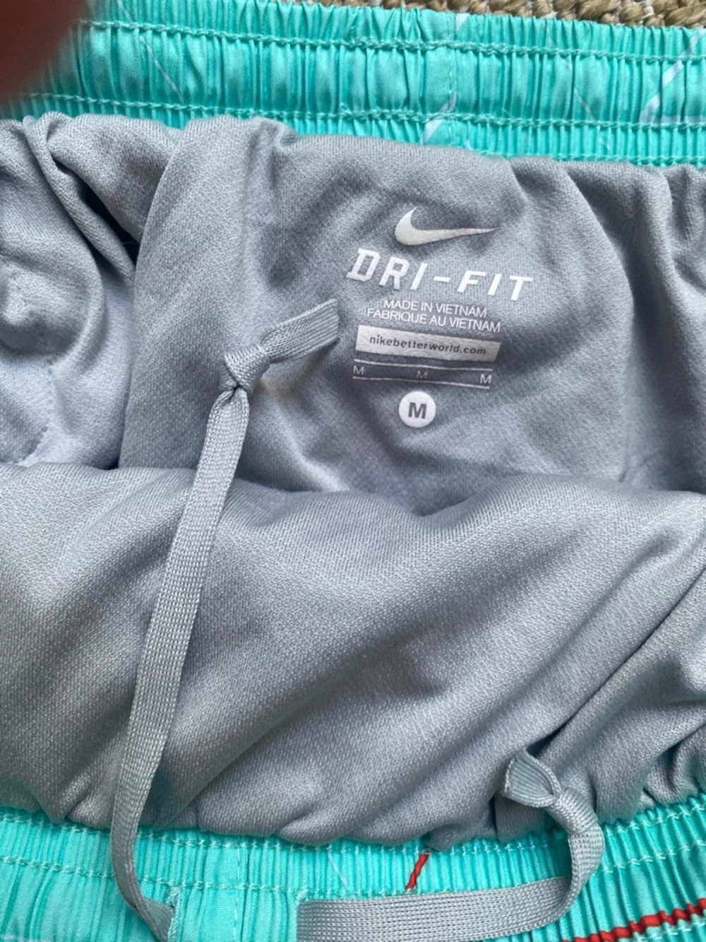Nike Dri-FIT Bright lined running shorts Medium NWOT